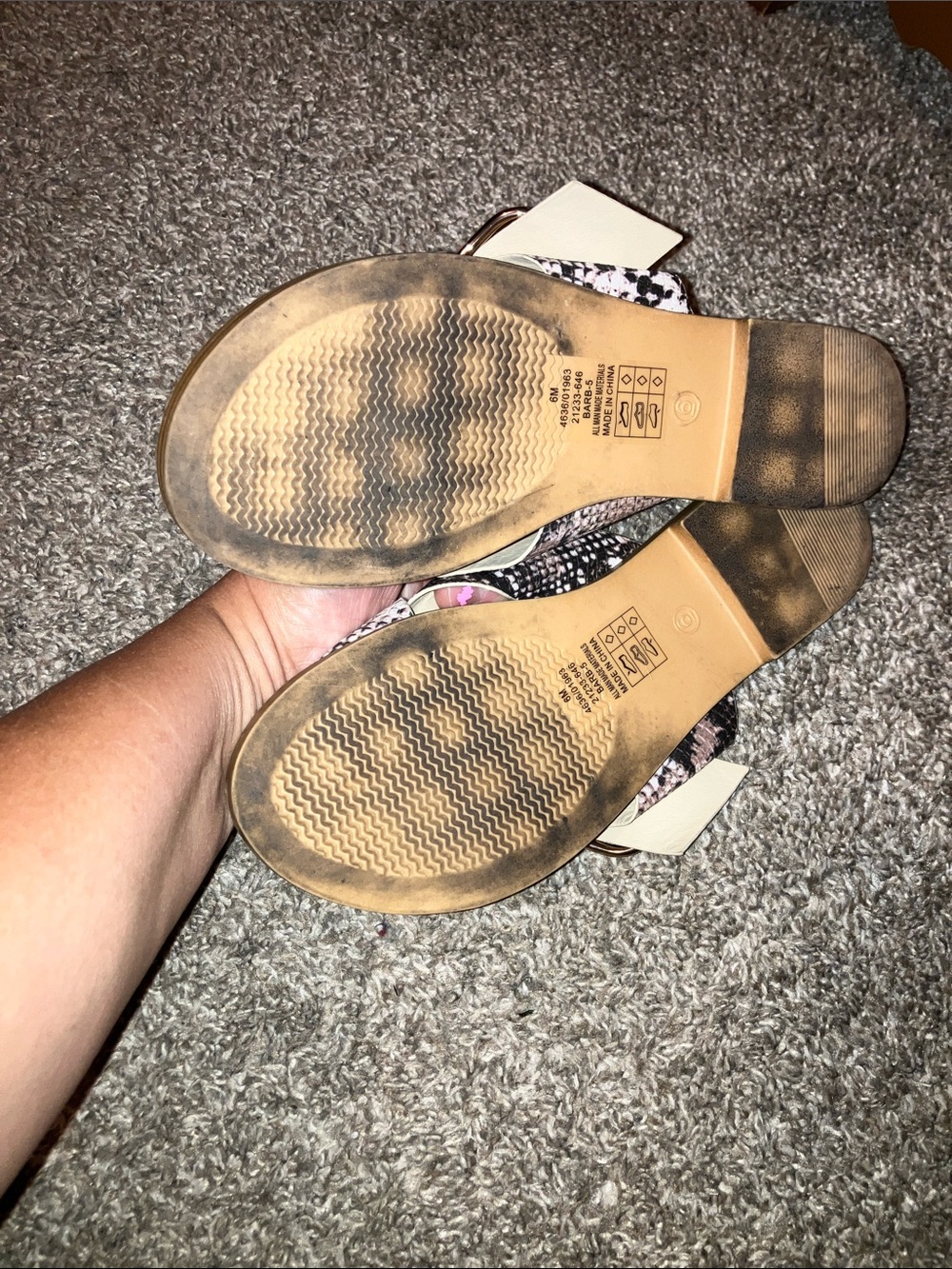 Pierre Dumas Beige and Black Snake-Print Slide Mules with Gold Buckle Size 6 - Picture 4 of 4